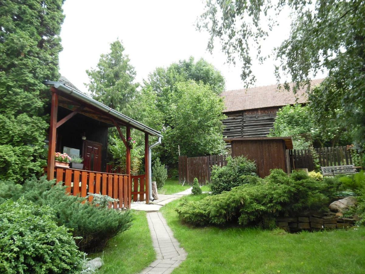 Chata u Porubäna Jakubovany  Exteriér fotografie